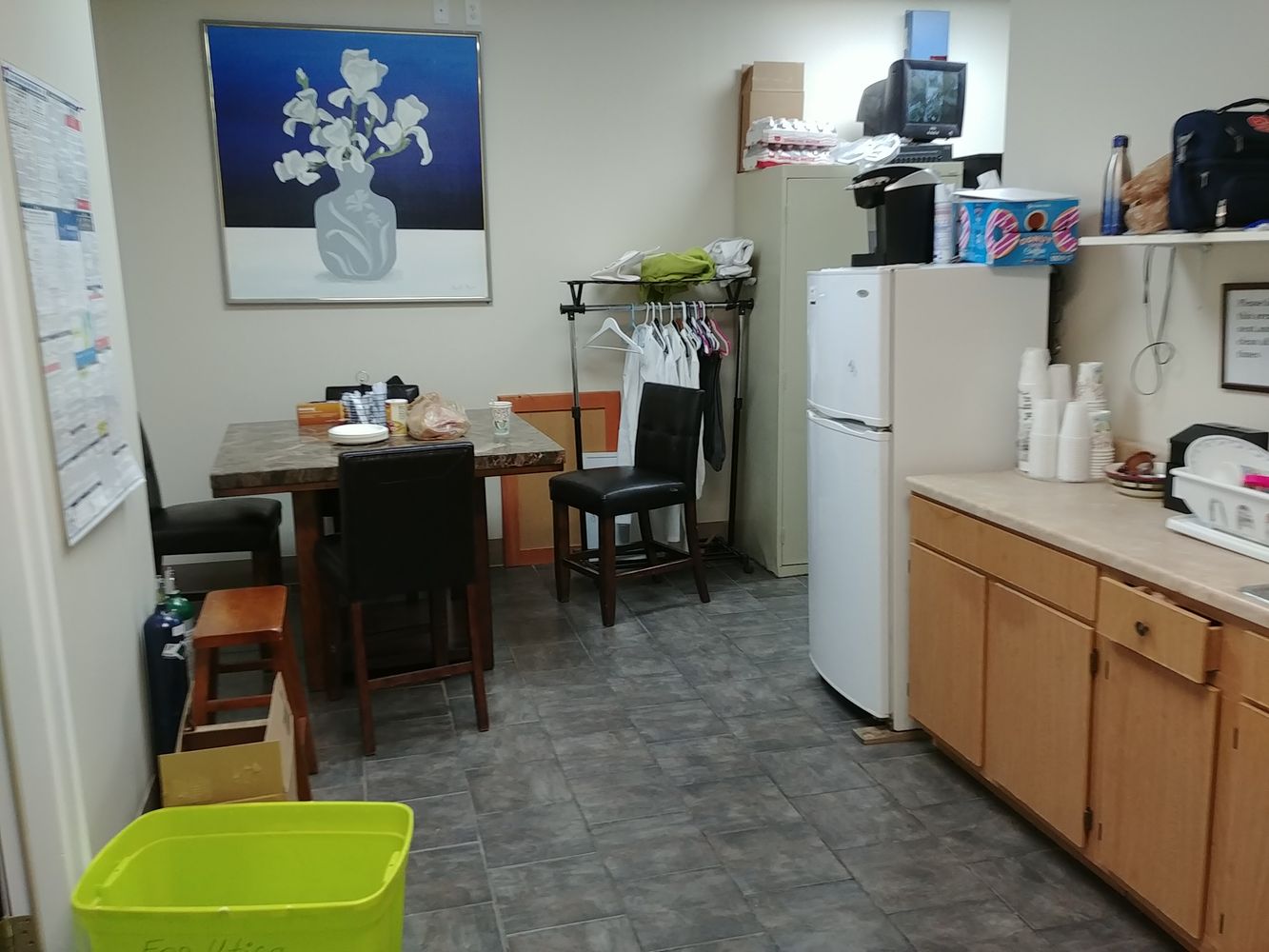 End cap suite